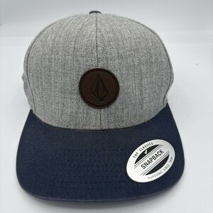 New Volcom Hat‎ Cap Adult One Size Gray Snapback Classic Acrylic Wool C3
